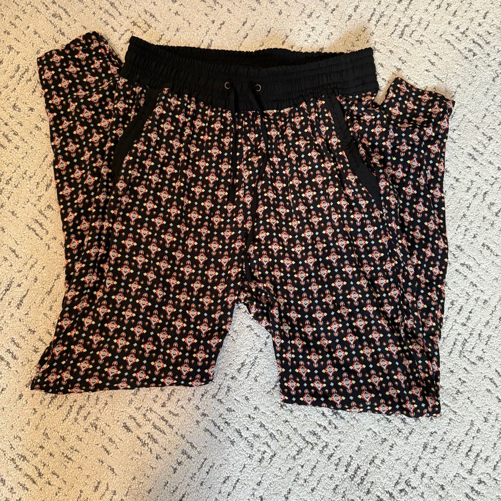 Pull & Bear Joggers Womens Size XS/S Black Multi Geometric Print Casual Boho